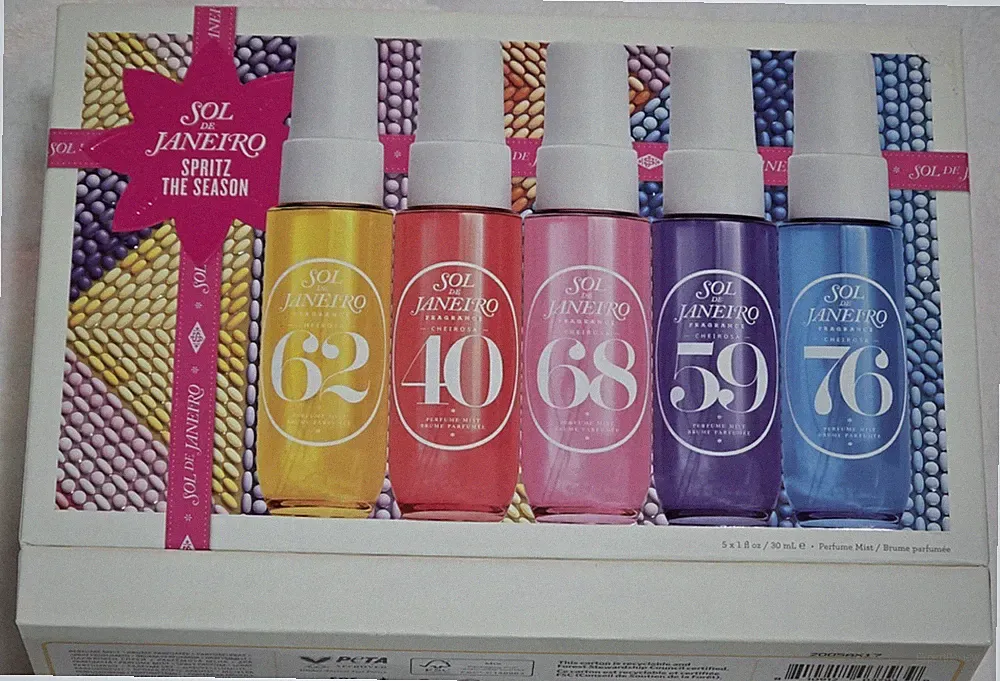 Sol de Janeiro Mist and Mingle Cheirosa Mini Fragrance Gift Set (in hand) NEW